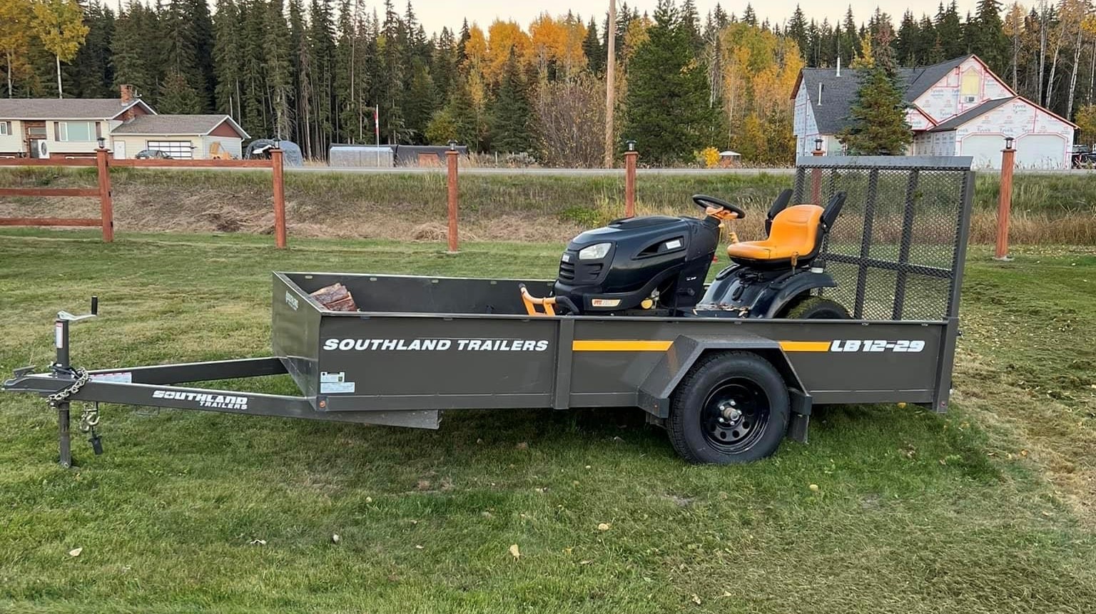 Pineview Rentals Trailer with Landmower Load